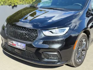 Chrysler Pacifica 2025