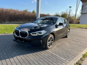 BMW 1 Series F40 118i GPF Sport Line 2023