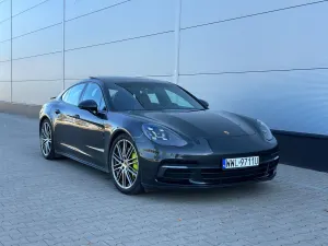 Porsche Panamera 4 E-Hybrid Platinum Edition 2018