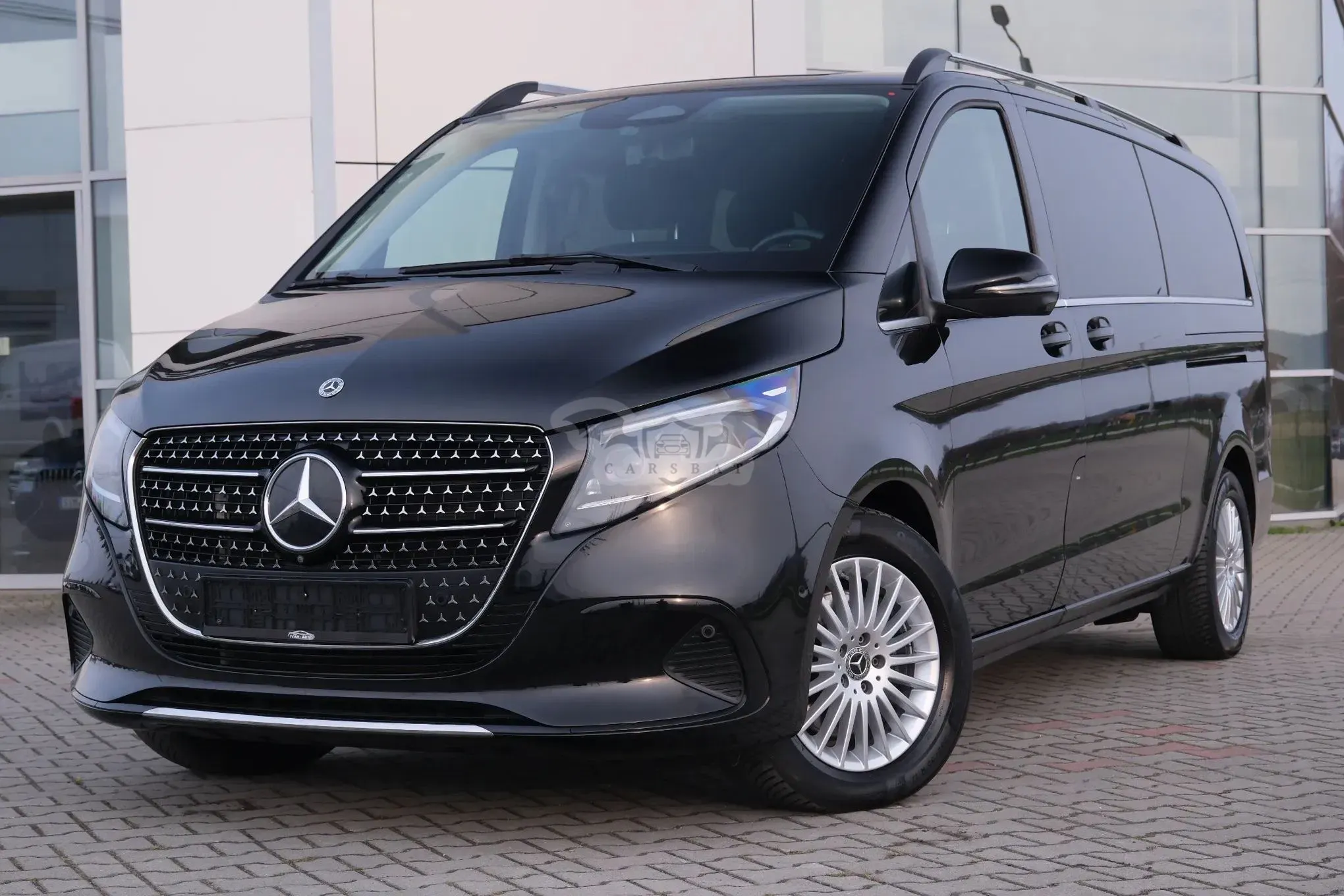 Mercedes-Benz V II 300 d 4-Matic Avantgarde 9G-Tronic (ekstra d³) 2024
