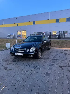 Mercedes-Benz E W211 2004