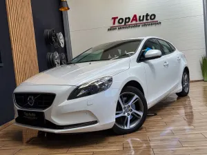 Volvo V40 II D4 Geartronic Momentum 2014