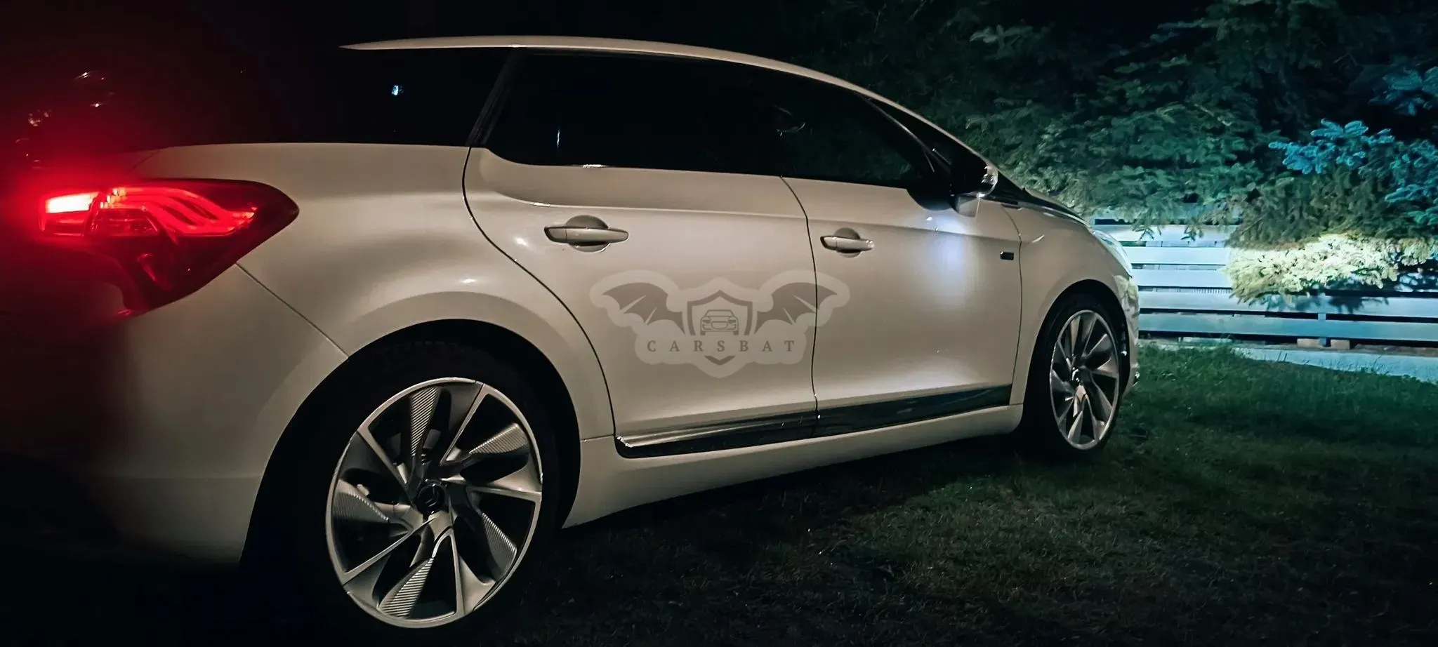 Citroën DS5 Hybrid4 EGS6 SoChic 2013