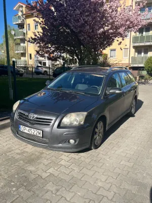 Toyota Avensis II 2.0 D-4D Sol 2007