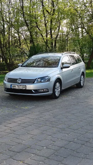 Volkswagen Passat B7 2.0 TDI Comfortline DSG 2012