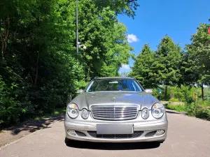 Mercedes-Benz E W211 2006