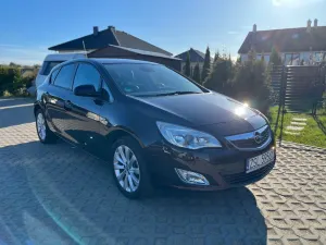 Opel Astra J 1.4 Turbo 2012