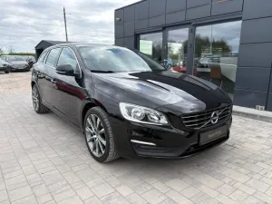 Volvo V60 I D3 Drive-E R-Design Momentum 2016