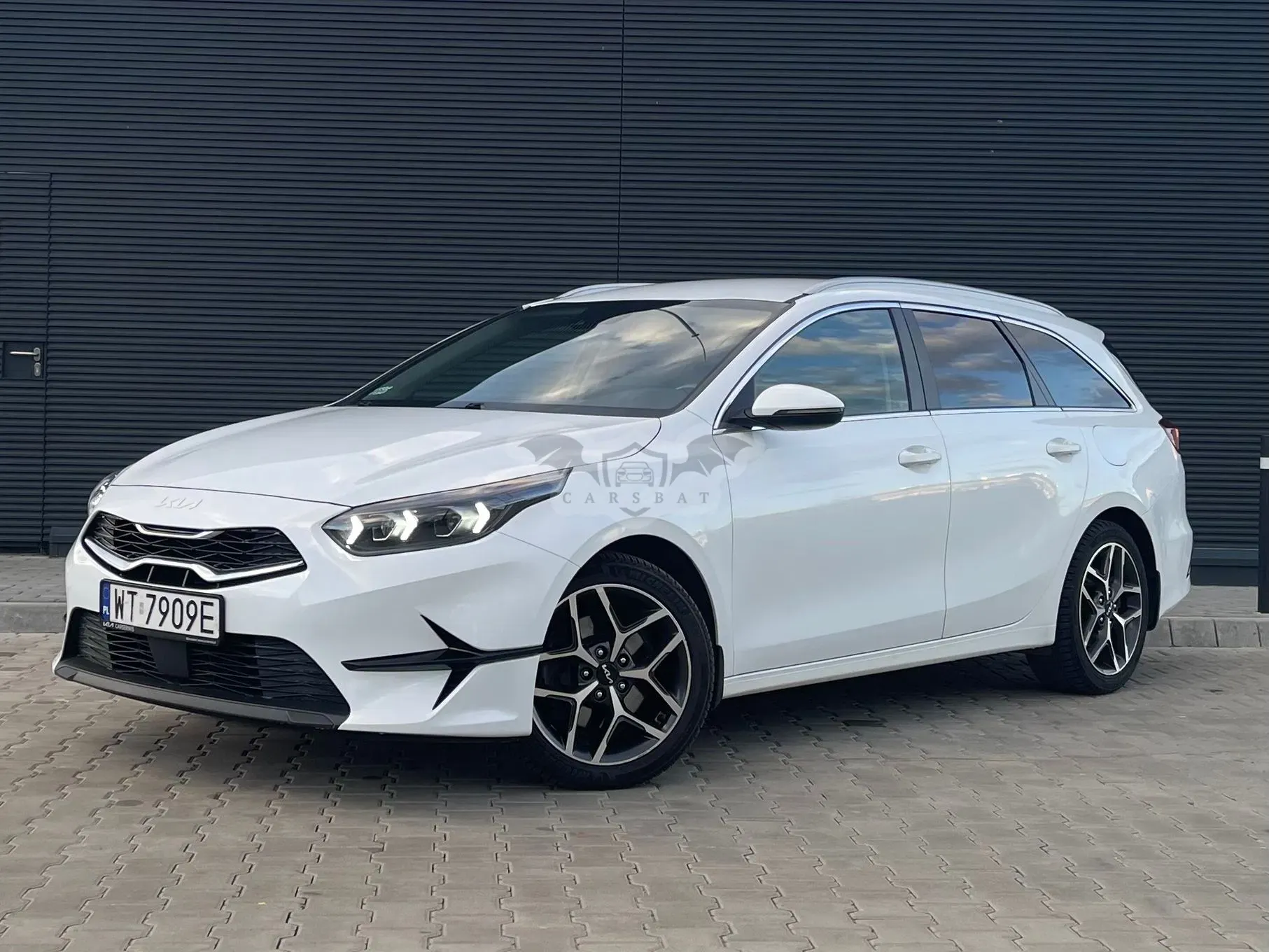 Kia Ceed III 1.5 T-GDI Business Line DCT 2021