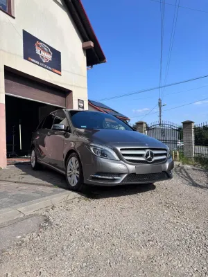Mercedes-Benz B W246 2012
