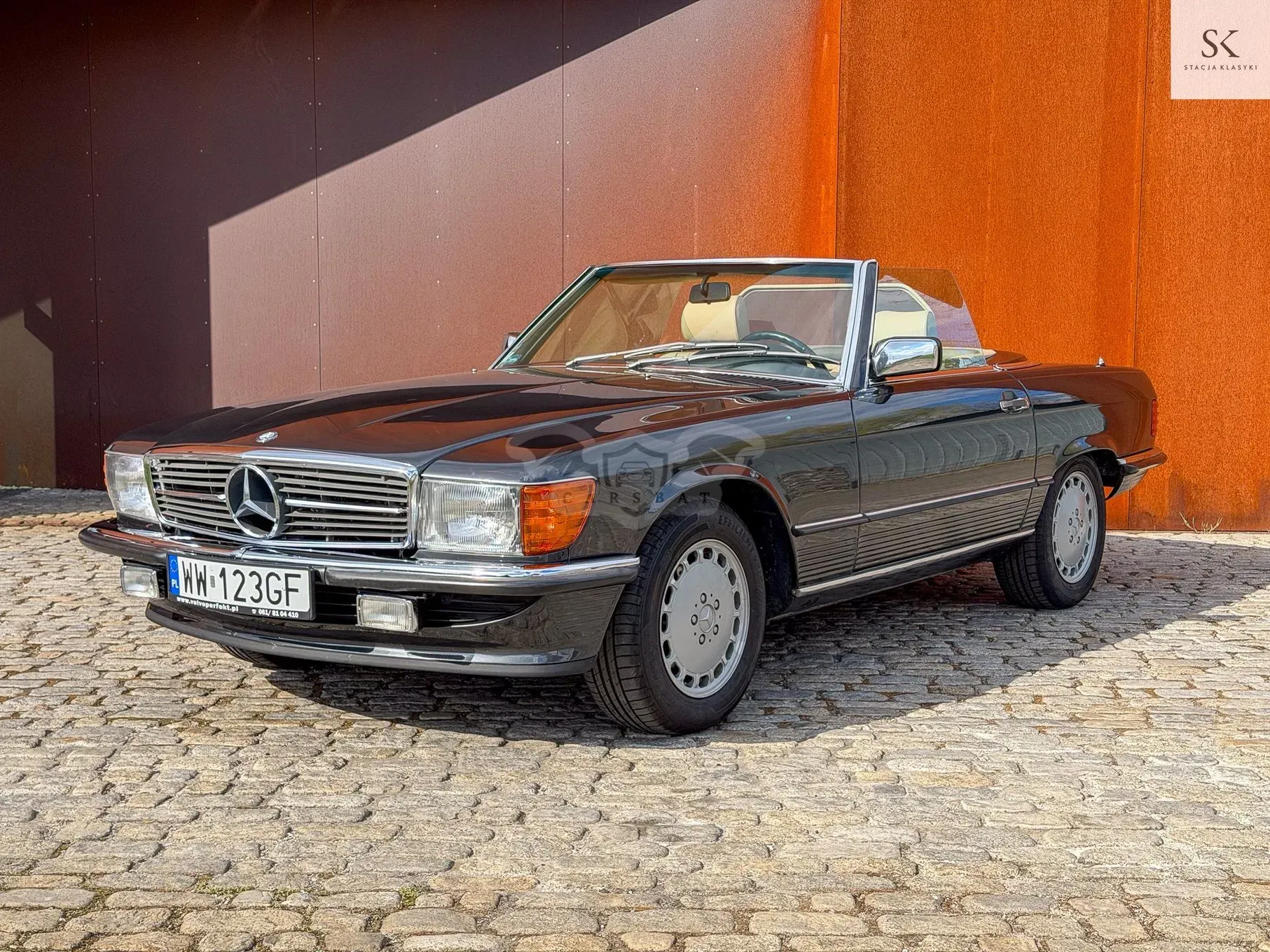 Mercedes-Benz SL R107 1987