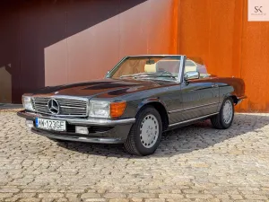 Mercedes-Benz SL R107 1987