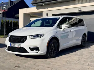 Chrysler Pacifica 2022