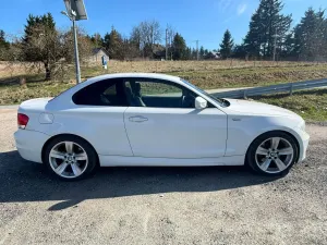 BMW 1 Series E81/E87 123d Limited Edition Lifestyle mit M Sportpaket 2010