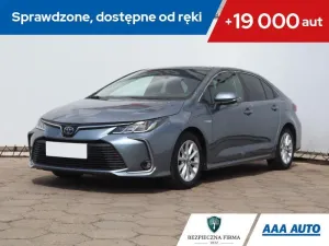 Toyota Corolla Seria E16 2019