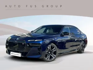 BMW 7 Series G70 M760e PHEV xDrive sport 2025