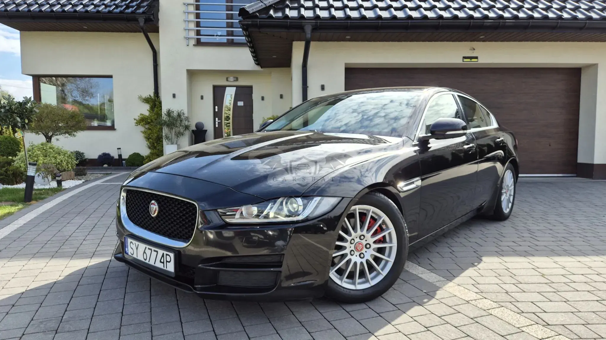 Jaguar XE 2.0 D Portfolio 2015