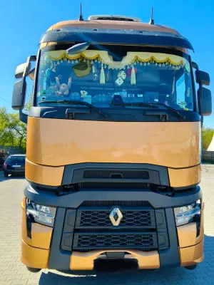 Renault T-series 2022