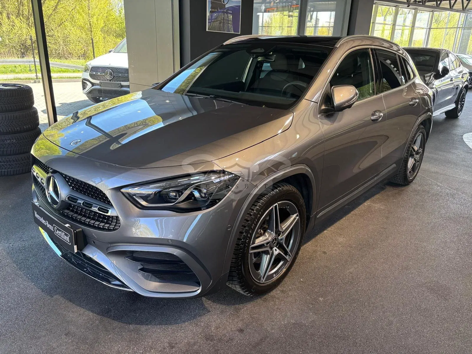 Mercedes-Benz GLA 200 AMG Line 2025