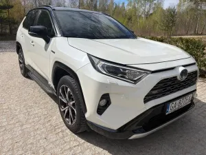 Toyota Rav4 V 2.5 Hybrid Selection 4x2 2020