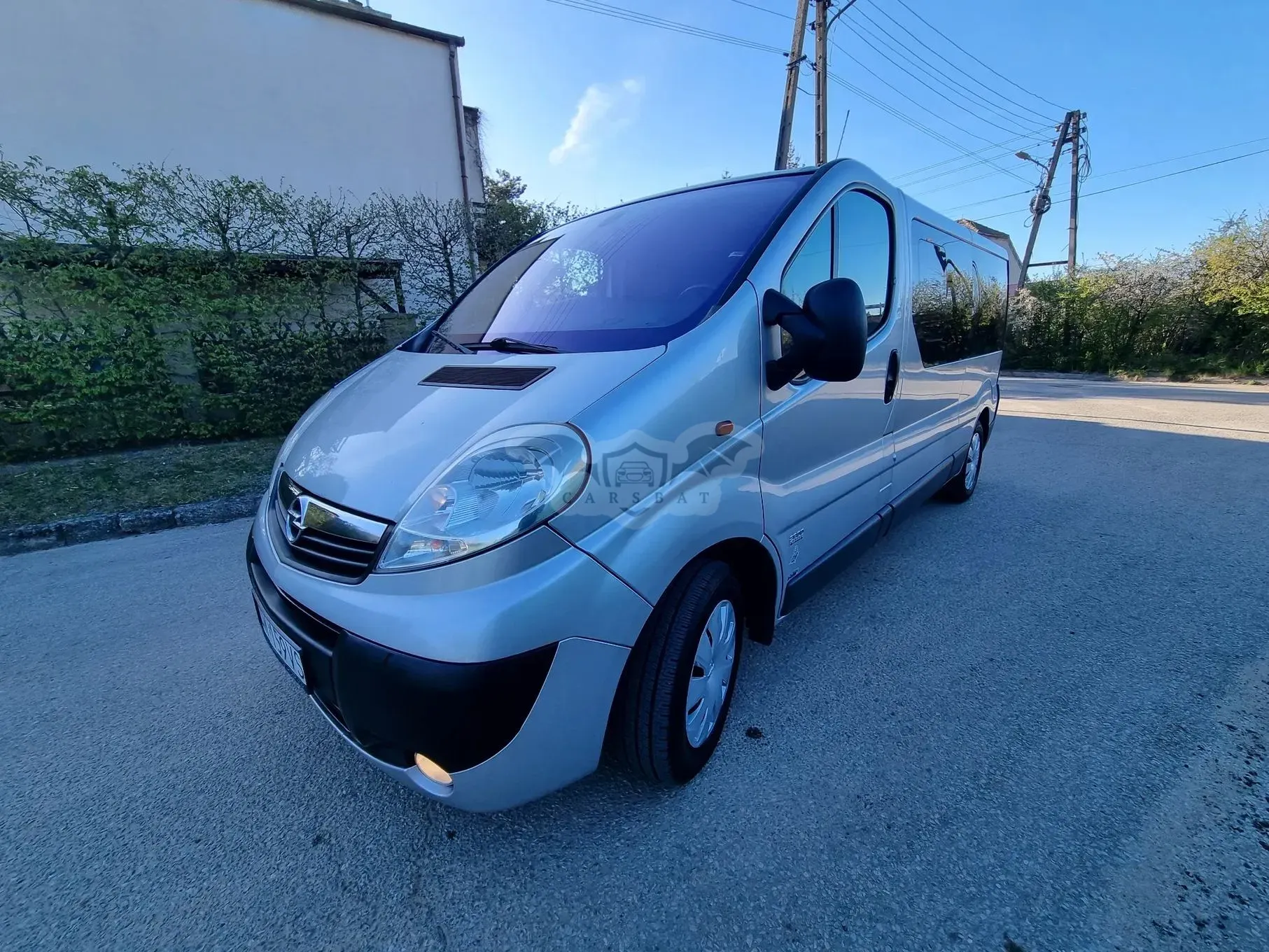 Opel Vivaro I L2H1 2.9t 2010