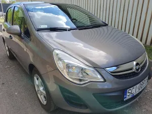 Opel Corsa D 1.2 16V Essentia 2012