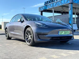 Tesla Model 3 Standard Range Plus 2020