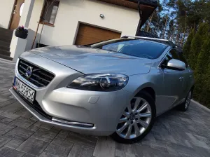 Volvo V40 II D2 Summum 2014