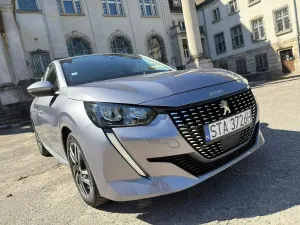 Peugeot 208 II 1.2 PureTech Allure S&S 2021