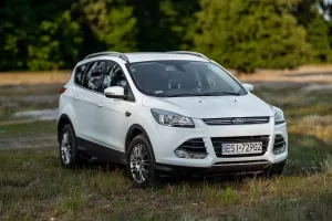 Ford Kuga II 1.6 EcoBoost 2x4 Titanium 2014