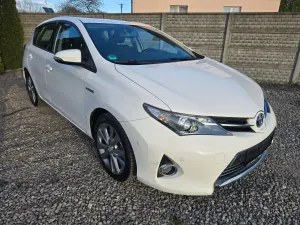 Toyota Auris II 1.8 HSD Prestige NAVI 2013