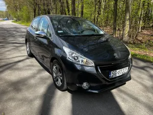 Peugeot 208 I 1.2 VTi Allure 2015