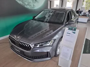 Skoda Superb VI 2.0 TSI 4x4 Selection DSG 2025