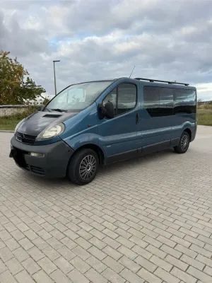 Opel Vivaro I L2H1 2.9t 2005