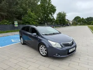 Toyota Avensis III 2.2 D-4D Prestige NAVI 2009