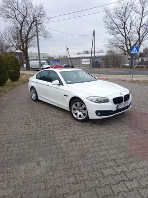 BMW 5 Series F10/F11 528i 2011