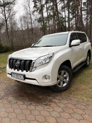 Toyota Land Cruiser VI LC 2.8 D-4D Entry 2017