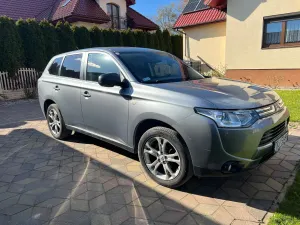 Mitsubishi Outlander III 2.0 2WD Diamant Edition 2013