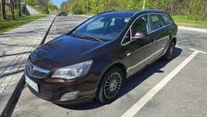 Opel Astra J 2.0 CDTI Cosmo 2011