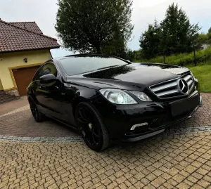 Mercedes-Benz E W212/W207 350 CDI DPF BlueEFFICIENCY 7G-TRONIC Avantgarde 2009