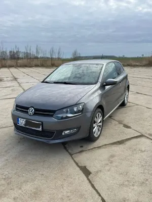 Volkswagen Polo V 1.2 TSI Comfortline 2011