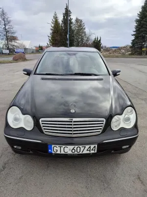 Mercedes-Benz C W203 2004