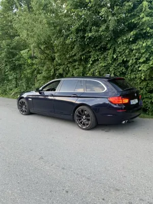 BMW 5 Series F10/F11 530d 2012