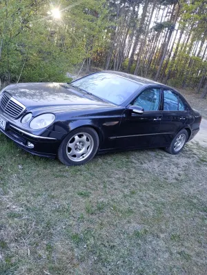 Mercedes-Benz E W211 2004