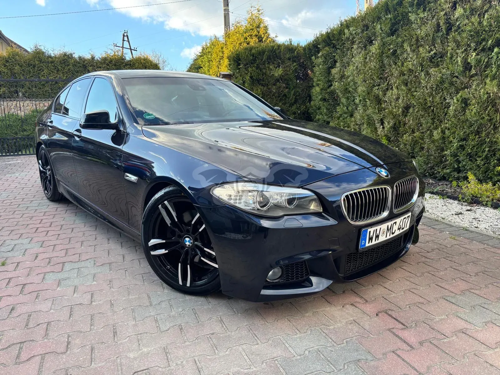 BMW 5 Series F10/F11 520d Sport-Aut 2010