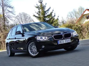 BMW 3 Series F30/F31 318d Blue Performance Modern Line 2015