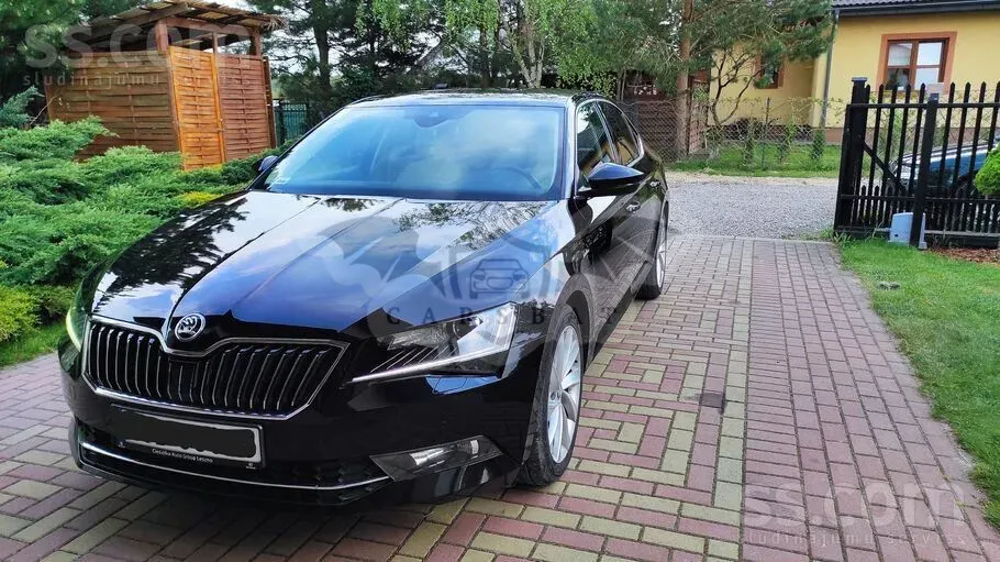 Skoda Superb III 2.0 TDI L&K DSG 2016