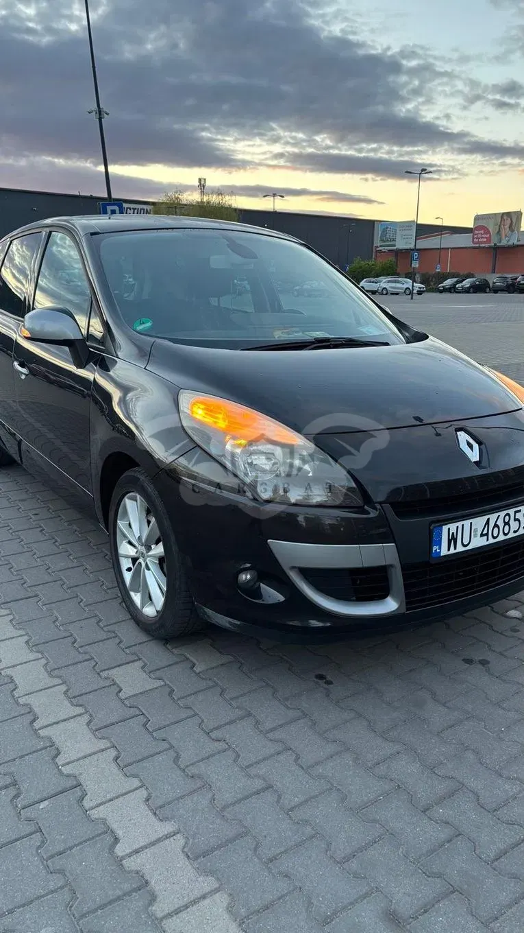 Renault Scenic III TCe 130 Dynamique 2010