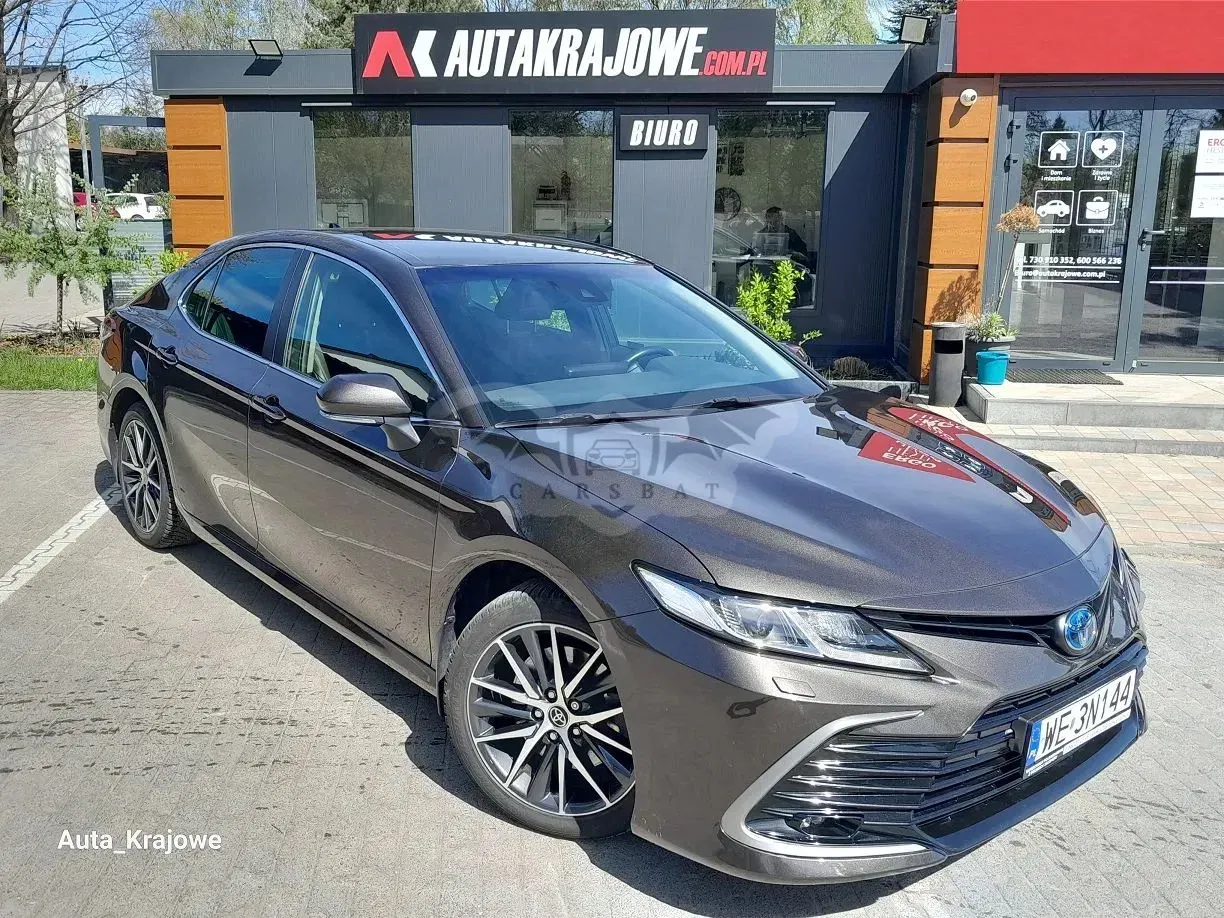 Toyota Camry 2.5 Hybrid Prestige CVT 2021