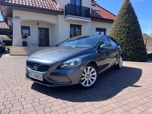 Volvo V40 II D2 Summum 2013